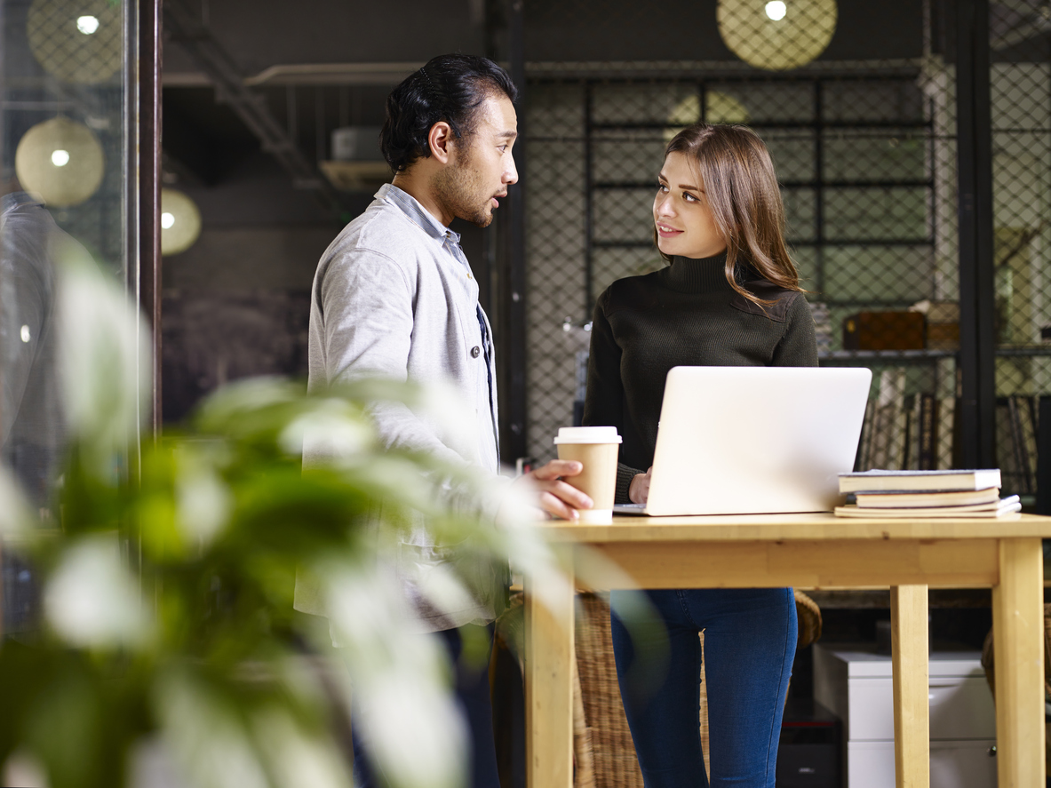 飲食店 人手不足