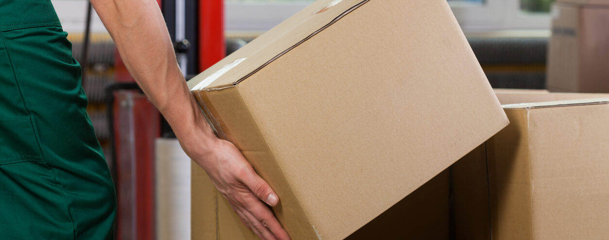 運送業 人手不足