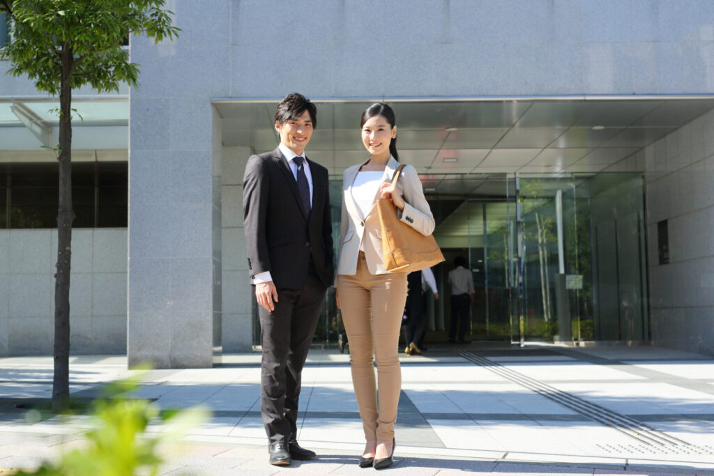 自社のコア業務である新規開拓営業担当者の従業員