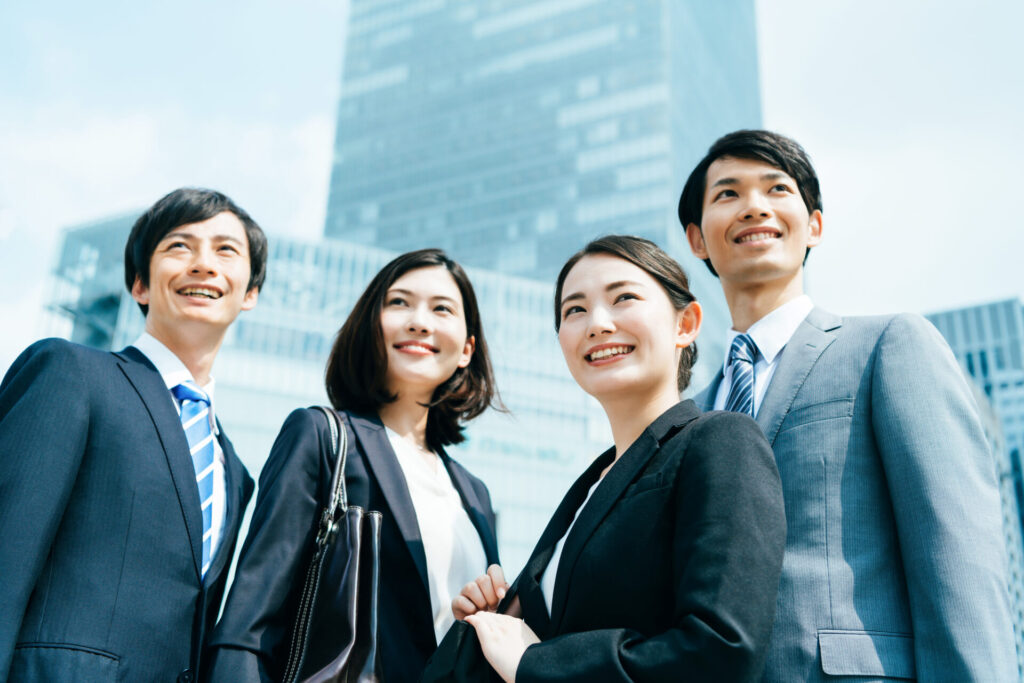 モチベーション高く仕事と向き合う従業員